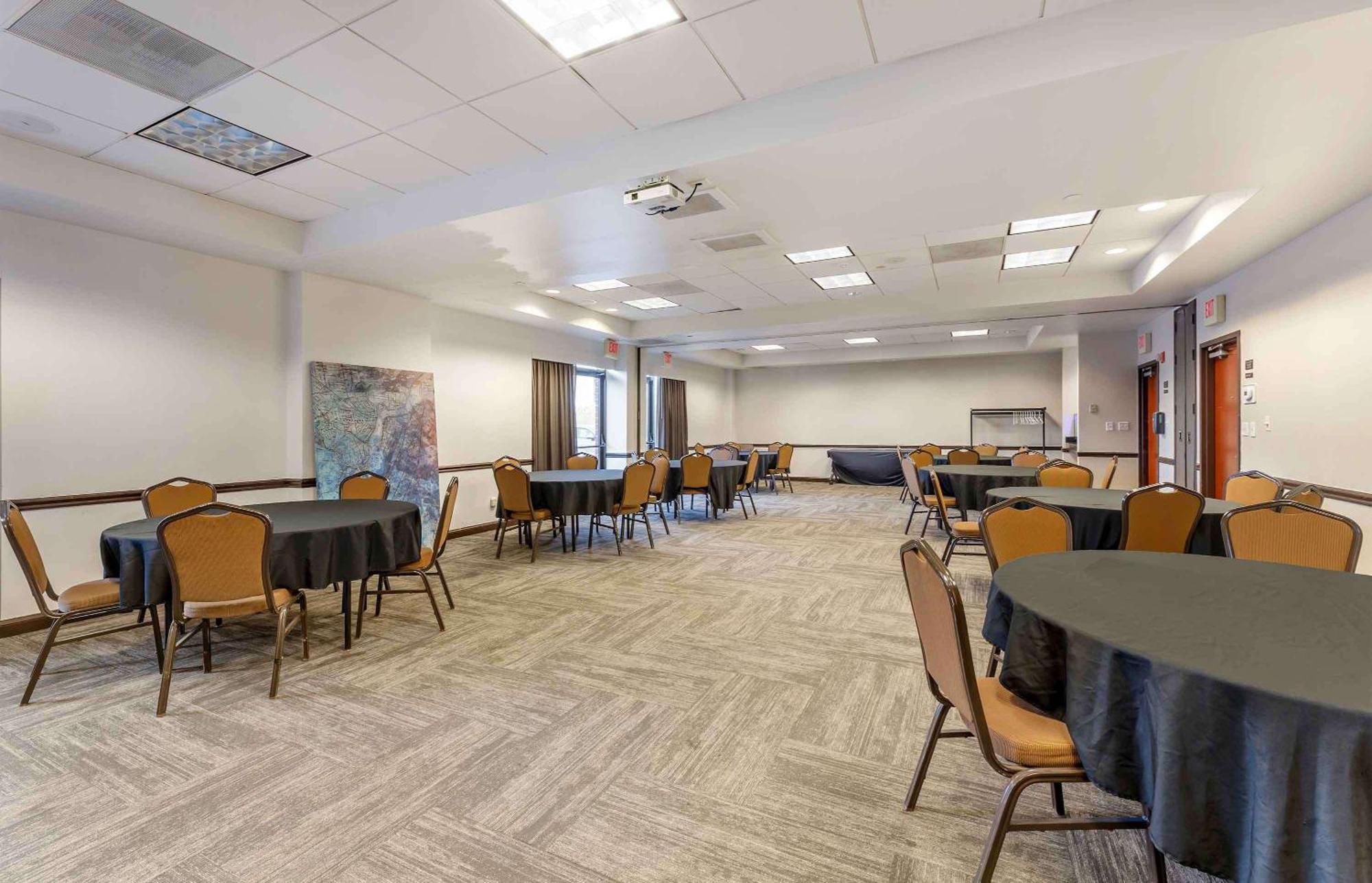 Extended Stay America Premier Suites - Cleveland - Independence Eksteriør billede