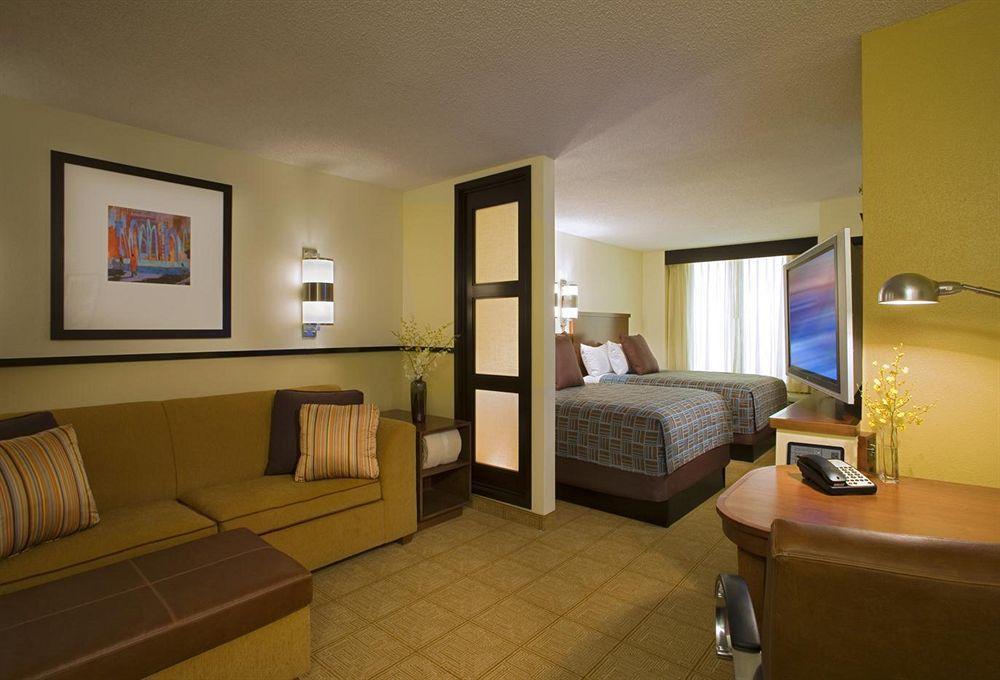 Extended Stay America Premier Suites - Cleveland - Independence Eksteriør billede